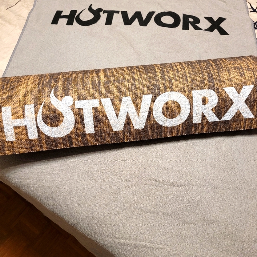 Hotworx Mat and Towel